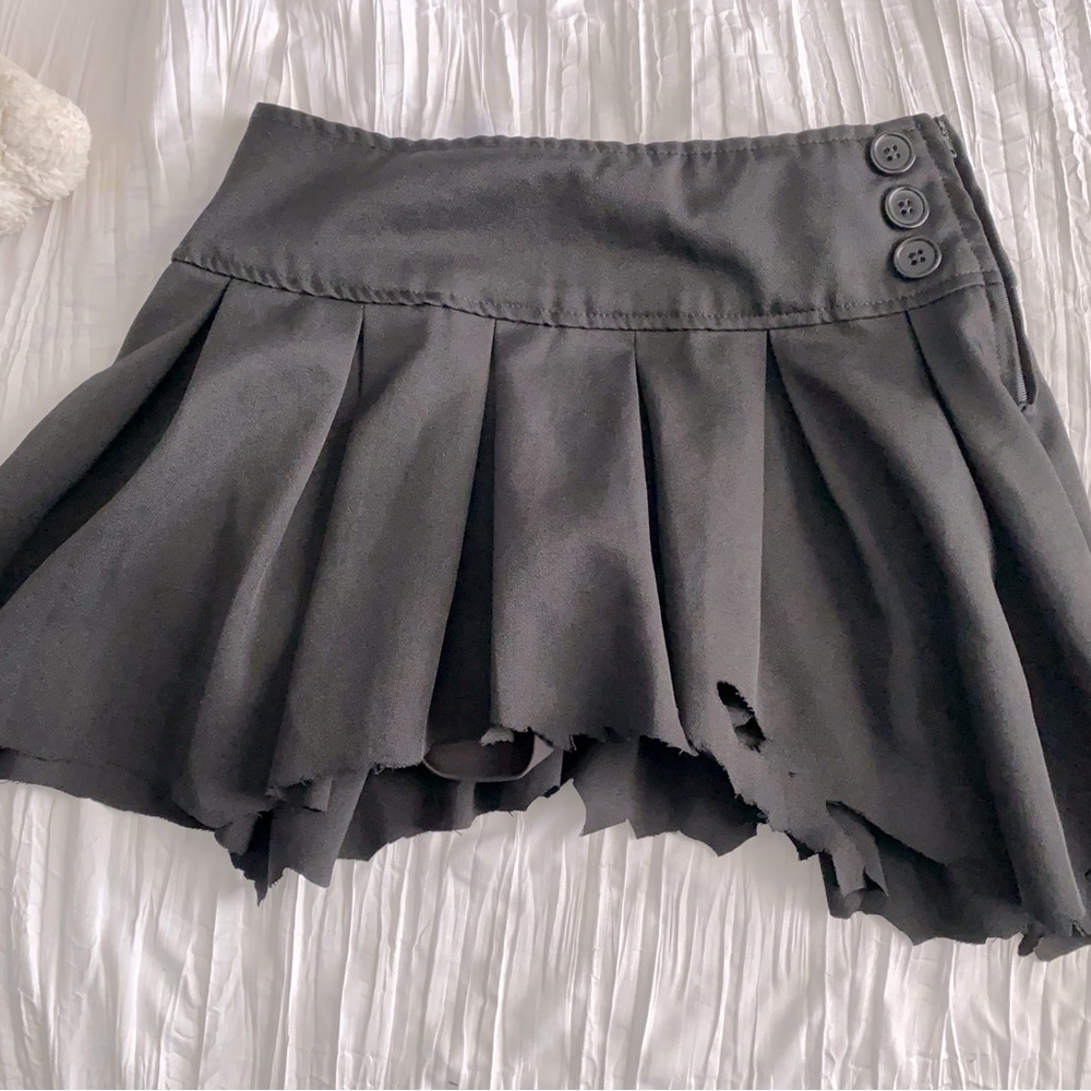 A little black skirt